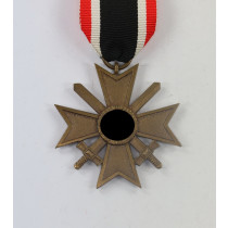  Kriegsverdienstkreuz 2. Klasse mit Schwertern, Buntmetall