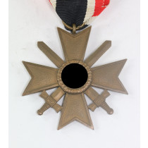 Kriegsverdienstkreuz 2. Klasse mit Schwertern, Hst. 100 (Wächtler & Lange, Mittweida)