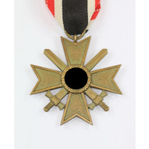 Kriegsverdienstkreuz 2. Klasse mit Schwertern, Hst. 101