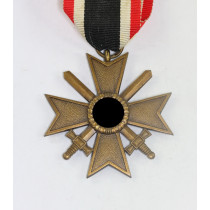 Kriegsverdienstkreuz 2. Klasse mit Schwertern, Hst. 13 (Gustav Brehmer, Markneukirchen)