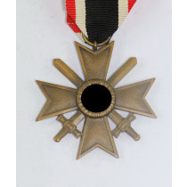 Kriegsverdienstkreuz 2. Klasse mit Schwertern, Hst. 56 (Robert Hauschild, Pforzheim)