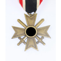  Kriegsverdienstkreuz 2. Klasse mit Schwertern, Hst. 6. (Fritz Zimmermann, Stuttgart)