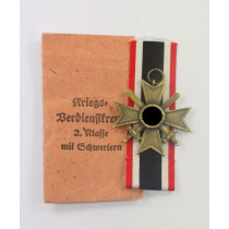  Kriegsverdienstkreuz 2. Klasse mit Schwertern, in Verleihungstüte Frank & Reif Stuttgart