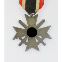 Kriegsverdienstkreuz 2. Klasse mit Schwertern, ohne Hersteller (Zink)