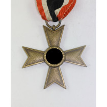 Kriegsverdienstkreuz 2. Klasse (ohne Schwerter), Hst. 60 (Katz & Deyle, Pforzheim)