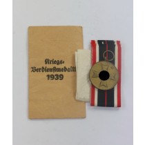 Kriegsverdienstmedaille, in Verleihungstüte Carl Polath Schrobenhausen