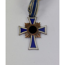  Mutterkreuz in Bronze, 16. Dezember 1938 Adolf Hitler