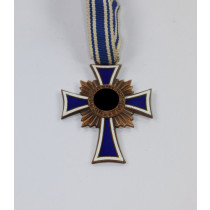 Mutterkreuz in Bronze
