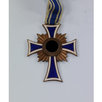 Mutterkreuz in Bronze