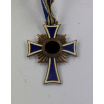  Mutterkreuz in Bronze, Der Deutschen Mutter