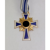 Mutterkreuz in Gold