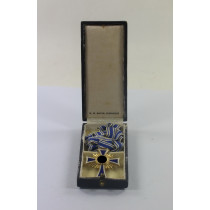 Mutterkreuz in Gold, im Etui B.H. Mayer Pforzheim