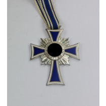 Mutterkreuz in Silber. Der Deutschen Mutter