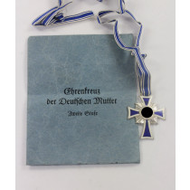  Mutterkreuz in Silber, in Verleihungstütei, J.H. Hammer & Söhne Geringswalde