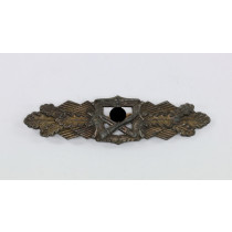 Nahkampfspange in Bronze, Hst. Juncker