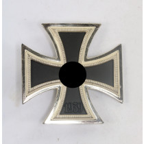 Nicht magnetisches  Eisernes Kreuz 1. Klasse 1939, Hst. L55 auf der Nadel (!) (Wächtler & Lange, Mittweida)