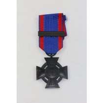 Oldenburg, Friedrich August-Kreuz 2. Klasse, mit Bandspange VOR DEM FEINDE