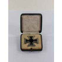 Eisernes Kreuz 1. Klasse 1939, Hst. 4 und L/16, im Etui