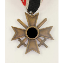 Kriegsverdienstkreuz 2. Klasse mit Schwertern