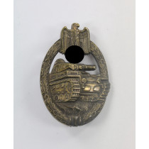 Panzerkampfabzeichen in Bronze, Hst. W (Carl Wurster, Markneukirchen), massiv Buntmetall (!)