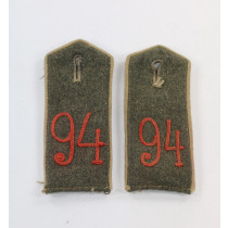  Preußen, 1. Weltkrieg, Paar Schulterklappen feldgrau für Mannschaften im Infanterie Regiment Nr. 94 - Großherzog von Sachsen