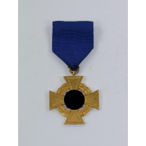 Treudienstehrenzeichen in Gold (40 Jahre), Für Treue Dienste
