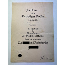 Urkunde, Mutterkreuz in Gold (1. Stufe)