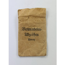 Verleihugstüte Verwundeten Abzeichen schwarz, Karl Hensler Pforzheim