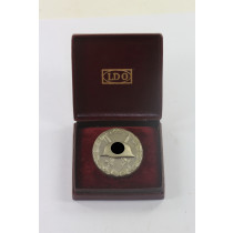 Verwundetenabzeichen in Silber 1939, Hst. L/56 (Buntmetall), im LDO Etui 