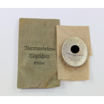 Verwundetenabzeichen in Silber, Hst. 127, in Verleihungstüte Moritz Hausch AG, Pforzheim