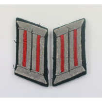 Wehrmacht Heer, Paar Kragenspiegel Offizier Artillerie (Waffenfarbe Hochrot)