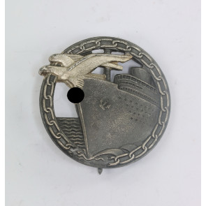  Blockadebrecher Kriegsabzeichen, Hst. Schwerin Berlin, Dishback Variante (!)  (Zink)