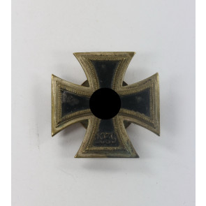 Eisernes Kreuz 1. Klasse 1939, an Schraube und Scheibe, C.E. Juncker, einteilig, nicht magnetisch