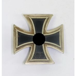Eisernes Kreuz 1. Klasse 1939, Hst. L/12 (C.E. Juncker, Berlin)