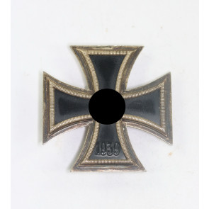 Eisernes Kreuz 1. Klasse 1939, Hst. L59 mit Rune, Variante (!) (Alois Rettenmaier, Schwäbisch-Gmünd)