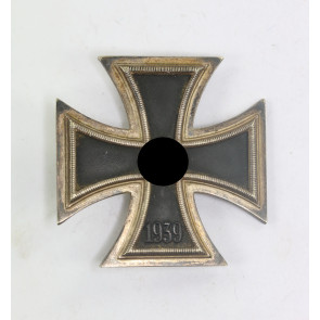 Nicht magnetisches Eisernes Kreuz 1. Klasse 1939, Hst. L55 unter Nadelhaken (Wächtler & Lange, Mittweida)