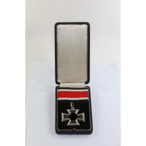 Ritterkreuz des Eisernen Kreuzes, Hst. 65 800, im Etui
