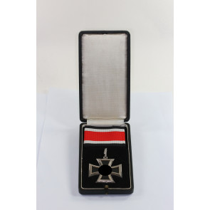 Ritterkreuz des Eisernen Kreuzes, Hst. 65 800, im Etui 