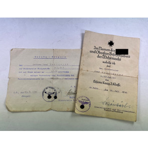 Urkunden Eisernes Kreuz 2. Klasse 1939 + Besitzzeugnis Verwundetenabzeichen 1939 in Schwarz eines Sanitäters