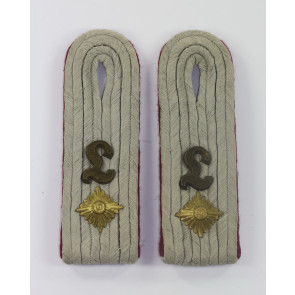 Wehrmacht Heer, Paar Schulterklappen Oberleutnant Nebeltruppe Lehr-Regiment 