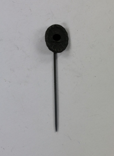 16 MM Miniatur Verwundetenabzeichen in Schwarz 1939, Hst. L/18 (B.H. Mayer, Pforzheim) - Militaria-Berlin