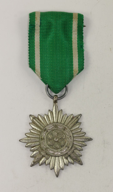 1. Modell (!) Tapferkeitsauszeichnung für Ostvölker 2. Klasse in Silber mit Schwertern - Militaria-Berlin