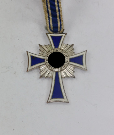 Mutterkreuz in Silber, 16. Dezember 1938 Adolf Hitler - Militaria-Berlin