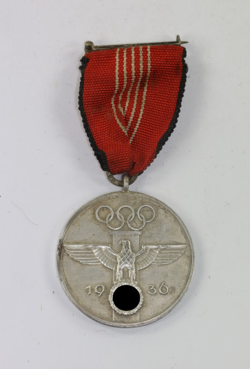  Deutsche Olympia Erinnerungsmedaille 1936, Für verdienstvolle Mitarbeit bei den Olympischen Spielen 1936 (Eisen) - Militaria-Berlin