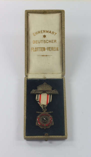  Deutscher Flotten-Verein (DFV), Abzeichen für Ehrenwarte in Silber, im Etui - Militaria-Berlin