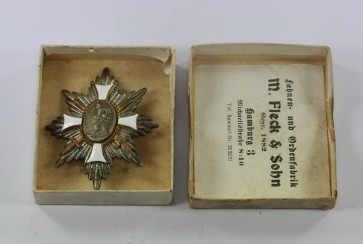  Deutsches Feldehrenzeichen, Hst. Deutsches Feld-Ehrenzeichen Hamburg 11, in Verleihungsschachtel - Militaria-Berlin