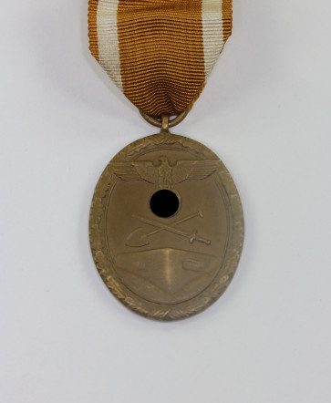  Deutsches Schutzwall Ehrenzeichen, Für Arbeit zum Schutze Deutschlands - Militaria-Berlin