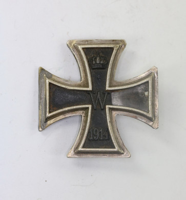 Eisernes Kreuz 1. Klasse 1914, Hst. K.A.G., Gefechtsschaden (!) - Militaria-Berlin