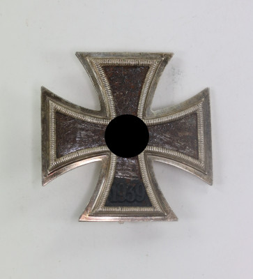  Eisernes Kreuz 1. Klasse 1939, Hst. 65 (Klein & Quenzer A.G., Oberstein) - Militaria-Berlin
