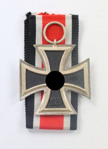  Eisernes Kreuz 2. Klasse 1939, Hst. 13 (Gustav Brehmer, Markneukirchen) - Militaria-Berlin